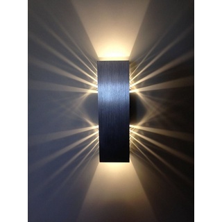 SpiceLED LED Wandleuchte »ShineLED«, Warmweiß (2700 K), LED fest integriert, Warmweiß, 6 Watt, Lichtfarbe warmweiß, dimmbar, indirekte Beleuchtung mit Schatteneffekt, Up & Down Licht, mit Schalter silberfarben
