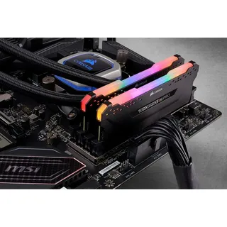 Corsair 	Vengeance RGB PRO DDR4-3200 32GB Kit (2x16GB) CL16 Schwarz CMW32GX4M2E3200C16