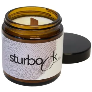 REALLaxx Duftkerze Sturbock Candle (1 Stk., duftende Kerze im wiederverwendbaren Glas), vegan & handgefertigt, mit Holzdocht (Wooden Wick)