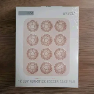 CHEFMADE Minikuchenform 12er Backform  Fußball Motiv antihaft silikonbeschichtet