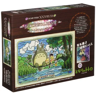 ensky 300-piece Jigsaw Puzzle My Neighbor Totoro Do What do Catch? [Art Crystal Jigsaw] (26x38cm)