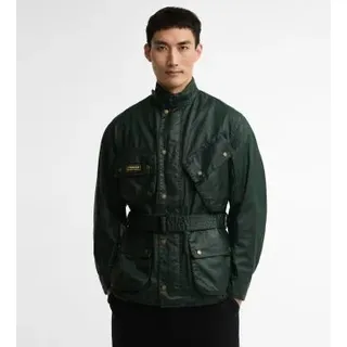 Barbour für Herren. MCA1155 Jacke Distressed 90th Anniversary A7 dunkelgrün (36), Lässig, Baumwolle