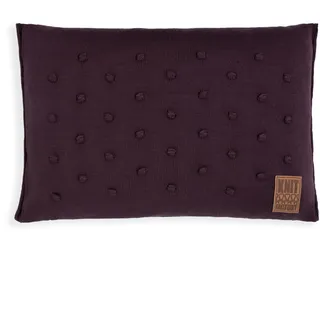 KNIT FACTORY - Noa Kissen - Aubergine - 60x40 cm | Sofakissen mit Füllung und Bezug - Couchkissen - Zierkissen - Gestrickter Dekokissen - Zeitloses Design