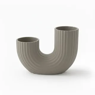 Moderne, Minimalistische Graue Vase In U-form Mit Eleganter Gestalt