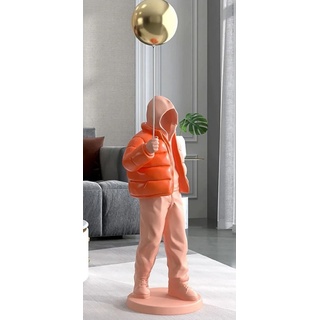 Casa Padrino Luxus Designer XXL Deko Skulptur Junge mit Luftballon Rosa / Orange / Gold 32 x H. 100 cm - XXL Kunstharz Deko Figur - Wohnzimmer Deko - Luxus Deko Accessoires - Luxus Qualität