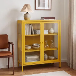 skølm Norns Metallkommode 80 cm, Glastüren, Senfgelb, geriffelte Front | Vitrinenschrank, Sideboard mit 3 verstellbaren Fächern, Glasvitrine, Kommode Wohnzimmer & Flur, Buffetschrank, Metallschrank