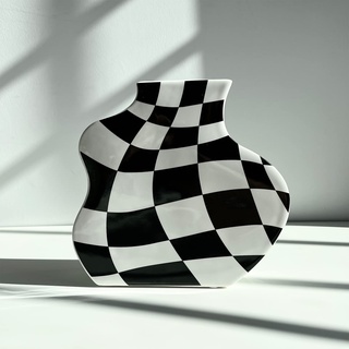 BUICCE Moderne schwarz-weiß karierte Keramik-Blumenvase, niedliche kleine Deko-Pusteblumen-Vase für Tafelaufsätze, Bauernhaus, Zuhause, minimalistische Dekoration.