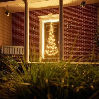 Fairybell LED-Türbaum Weihnachtsbaum für draußen (210 CM - 120 LEDs, Warmweiss)