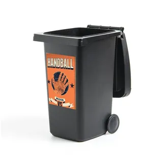 MuchoWow Wandsticker "Handball" auf orangefarbenem Hintergrund (1 St), Mülleimer-aufkleber, Mülltonne, Sticker, Container, Abfalbehälter bunt