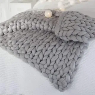 Grobstrick Decke, Kuschelig Warm Strickdecke Mischwurf, Handgefertigt Gewichtet Wolldecke Gestrickt Decke Werfen, für Sofa Bett Sessel Garten (Color : Light Grey, Size : 150 * 200cm)