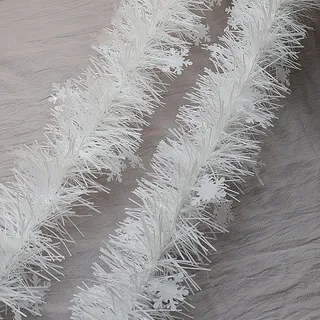 WANYIG Girlande Weihnachten 10M Lametta Weihnachtsbaum Girlande Weihnachtsgirlande Weiß Schneeflocken Tannengirlande Weihnachtsdeko für Balkon Treppengeländer Treppen Garten Kamine Türen (6M)