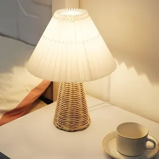 Hübsche Kleine Tischlampe, Nachttischlampe Aus Rattan, Moderne Nachttischlampe, Ideal Zur Dekoration Von Schlafzimmer, Wohnung Und Büro.