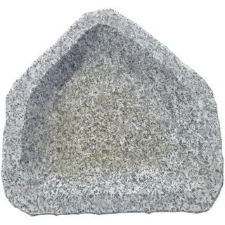 IDYL Granit-Stein Skulptur Vogeltränke Haus | HxBxT 5x30x30 cm | Trinkbecken für Vögel aus massivem Stein | Haus | Handarbeit |Stilvolle Garten-Dekoration | Wetterfest | Ohne Dekoration
