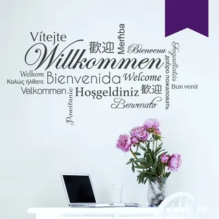 WANDKINGS Wandtattoo - Willkommen in verschiedenen Sprachen - 120 x 68 cm - Violett - Wähle aus 5 Größen & 35 Farben