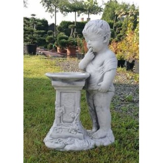 Casa Padrino Jugendstil Skulptur Junge mit Vogeltränke Grau H. 50 cm - Elegante Garten Deko Stein Figur - Barock & Jugendstil Garten Deko Accessoires