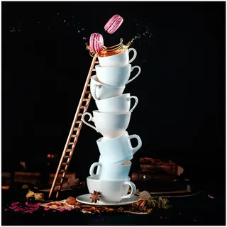 Küchenbild Ladder 30 x 30 cm I KAFFEELEIDENSCHAFT I Glasbild mit gestapelten Kaffeetassen und Macarons I Bild für Küche & Café I Kaffee Deko I Wandbild dunkler Hintergrund I Moderne Küchenbilder Set
