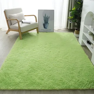 Hochflor Teppich 140x200 cm Apfelgrün, einfarbiger flauschiger Langflor Shaggy Teppich im Skandi Stil, weich, rutschfest & pflegeleicht für Wohnzimmer, Schlafzimmer, Gästezimmer, Arbeitszimmer