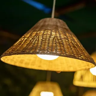 NEW GARDEN Calobra 1-flg. LED 20 cm Rattan/Braun