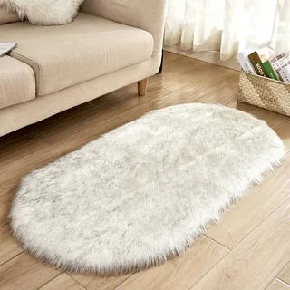 YAOTT Shaggy Lammfellimitat Teppich Oval, Warme Kunstpelz-Haushaltspelz-Teppiche, rutschfeste Langhaarige Fellteppich für Schlafzimmer Wohnzimmer Kinderzimmer Stuhl Sofa weiß schwarz 50X120CM