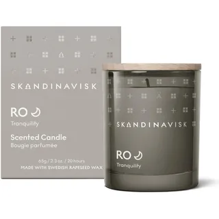 Skandinavisk RO 'Ruhe' Mini Duftkerze. Duftnoten: Geschnittenes Gras und herabgefallene BlaÌˆtter, Gurke und wilde Veilchen. 65 g.