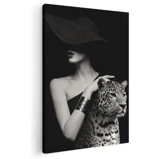 MuchoWow© Bild auf Leinwand Schlafzimmer Bilder Badezimmer Wand Deko | 60x90 cm - Wohnzimmer Modern Wanddeko Bilderwand Geschenk Frau - Vintage - Porträt - Leopard - Schwarz und weiß