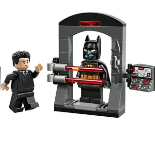 LEGO Super Heroes Batman: Bruce Wayne und der Batsuit 30726