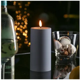 Deluxe Homeart LED-Kerze MIA Deluxe für Außen flackernde Flamme H: 15cm D: 7,5cm outdoor grau (1-tlg) grau