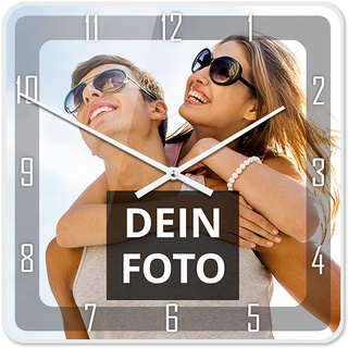 PhotoFancy® - Uhr mit Foto Bedrucken - Fotouhr aus Acrylglas - Wanduhr mit eigenem Motiv selbst gestalten (26 x 26 cm eckig, Design: Klassisch schwarz/Zeiger: weiß)