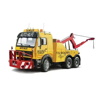 Italeri 510093808 - Mercedes-Benz Wrecker truck 1:24