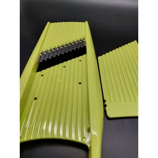Verstellbarer Waffelhobel Garnierer Gurkenhobel Gemüsehobel Schneider Waffel Tip