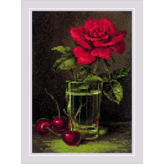 Riolis 2123 Rose und Süßkirsche Zählmuster-Kreuzstich-Set 15.2 x 21 cm | 14 ct weiß Zweigart Aida, 14 Wolle/Acryl Farben, Anfänger bis Mittelstufe, Stickvorlage & Nadel inklusive, Stick-Geschenkset