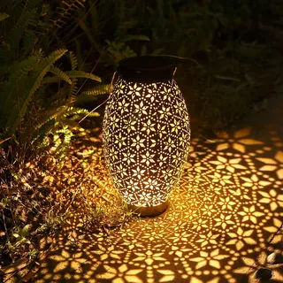 Görvitor Solarlaterne für Außen, Metall Solar Laterne Hängend, IP65 Wasserdicht LED Dekorative Solarlampen für Balkon Garten Patio Weihnachten Geschenk Schwarz