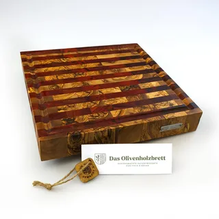 DAS OLIVENHOLZBRETT® / Exklusives Olivenholz Mosaik & Stripes Schneidebrett mit Saftrille/Luxus Hirnholzbrett aus Olivenholz/Olivenholz Stirnholz/massiv/rechteckig/Saftrinne (30cm x 30cm x 4,5cm)