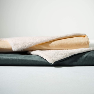 aqua-textil Arctic Bettwäsche 135 x 200 cm 4teilig Lammfell Optik Bettbezug Nicki Fleece Bezug mit Reißverschluss grau