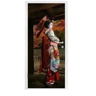 MuchoWow Türtapete Geisha in Gion in Japan, Matt, bedruckt, (1 St), Türfolie Selbstklebend, Türtapete, Türdeko Poster, 95x235 cm bunt 95 m x 235 m