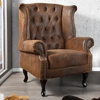 cagü: Edler Designklassiker Ohrensessel Winchester Braun aus Kunstleder im klassisch englischen Chesterfield-Stil