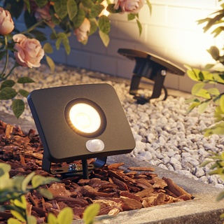 ledscom.de LED Gartenstrahler Wega mit Erdspieß für außen mit Bewegungsmelder, schwarz 10,837W 944lm warm-weiß