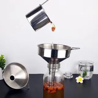 Tissting Trichter aus Edelstahl, Einfülltrichter mit Henkel Fülltrichter Spülmaschinenfest Einfüllhilfe für Gläser 11cm Durchmesser Trichter Edelstahl für Wein, Marmelade Küche