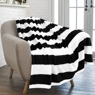 PAVILIA Gestreifte Überwurfdecke für Sofa, Couch, weiches Flanell-Fleece, gestreift, schwarz-weiß, dekorativer Überwurf, warm, gemütlich, leichte Mikrofaser, 127,7 x 152,4 cm