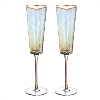 Set Aus 2 Herzförmigen Weingläsern Mit Goldrand, Perfekt Für Zuhause, Partys Und Clubs.