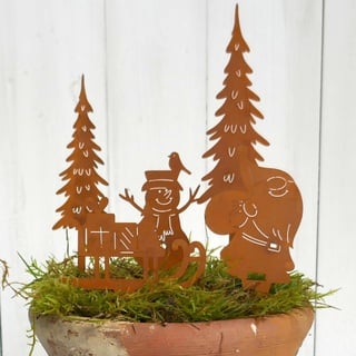 Gartenstecker Weihnachtsmann mit Schlitten Tannenbäumen und Schneemann in Rostoptik zum Stecken klein