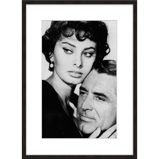 artissimo Bild mit Rahmen Bild gerahmt 51x71cm / schwarz-weiß Poster mit Rahmen / Sophia Loren, Film-Stars: Sophia Loren & Cary Grant schwarz