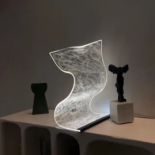 YGWXYYZJ Moderne gebogene Acryl-Tischlampen für Schlafzimmer, futuristische Dekoration, coole LED-Schreibtischlampe für Raum-Umgebungsbeleuchtung, einzigartige Stimmungsbeleuchtung für Wohnzimmer,