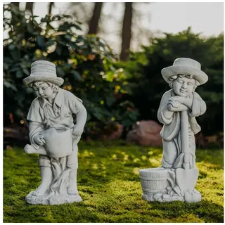 gartendekoparadies.de Gartenfigur 2er-Set Steinfiguren Jungen Gärtner, Statuen, Landhaus-Stil, H. 68 cm, (2er-Set), Frostsicher grau