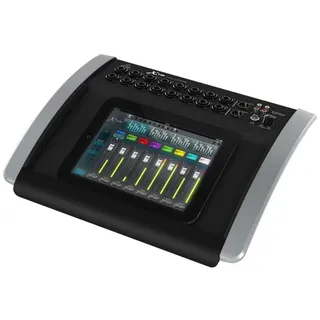 Behringer X Air X18