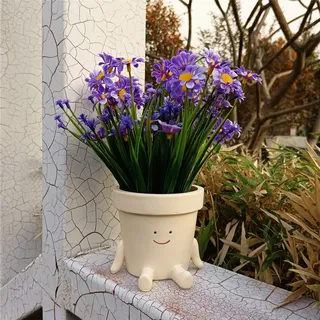 Sitzender Blumentopf Mit Niedlichem Gesicht – Dekorativer Pflanztopf Aus Kunstharz Mit Abflussloch Für Sukkulenten, Balkon, Büro Und Fensterbank – Maße: 10 X 9 X 10 Cm