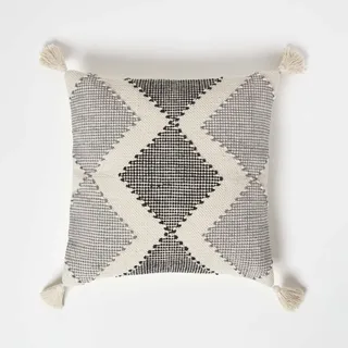 Homescapes Malmö Dekokissen Creme-schwarz-grau 45x45 cm, Baumwoll-Kissen Ethno-Muster, Kissen geometrisch mit Struktur