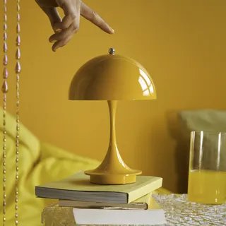 Außenleuchte Louis Poulsen, Panthella Portable, dimmbar, Gelb, für Balkon, Kunststoff, Design - 24.1