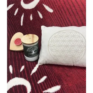 geborgenschlafen Geschenkbox Zirben-Kissen, Kuschel-Decke, Kerze & Teelicht Herz (4 St)