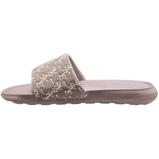 Nike Victori One Damen Particle Rose / Sail 38